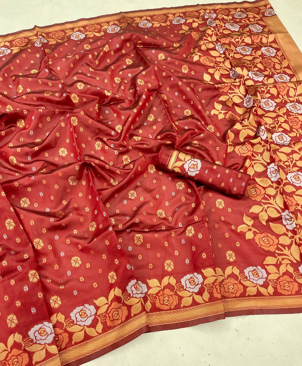 MAROON SOFT BANARASI SILK SAREE WITH LAGNIAPPE BLOUSE PIECE