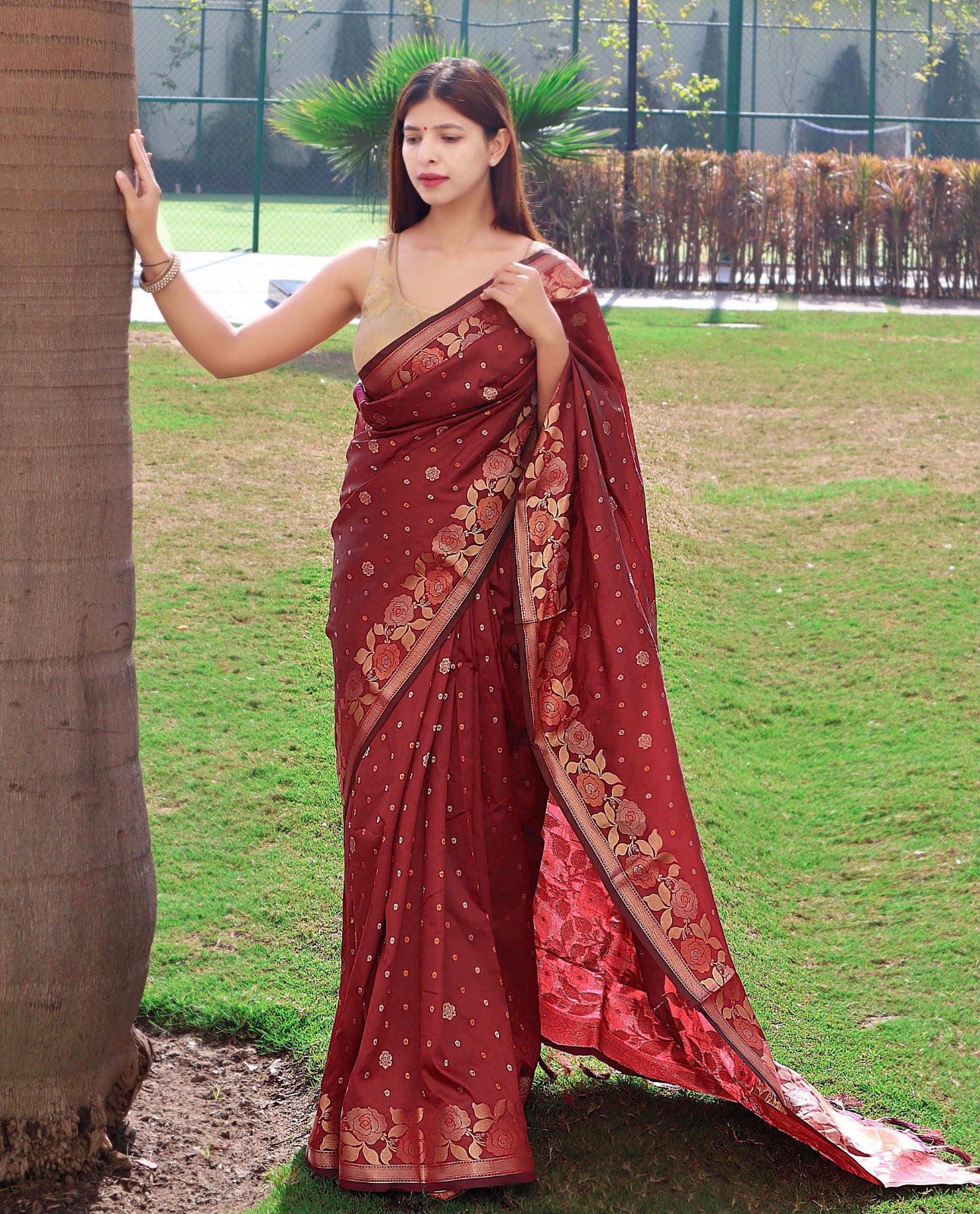 MAROON SOFT BANARASI SILK SAREE WITH LAGNIAPPE BLOUSE PIECE