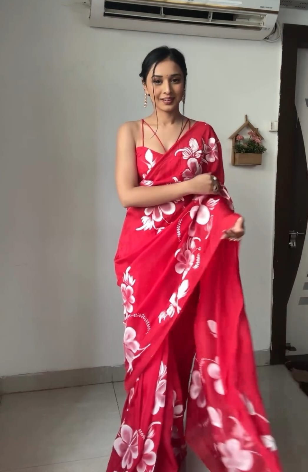 1 MIN READY TO WEAR SAREE IN SOFT GEORGETTE SILK WITH BLOUSE