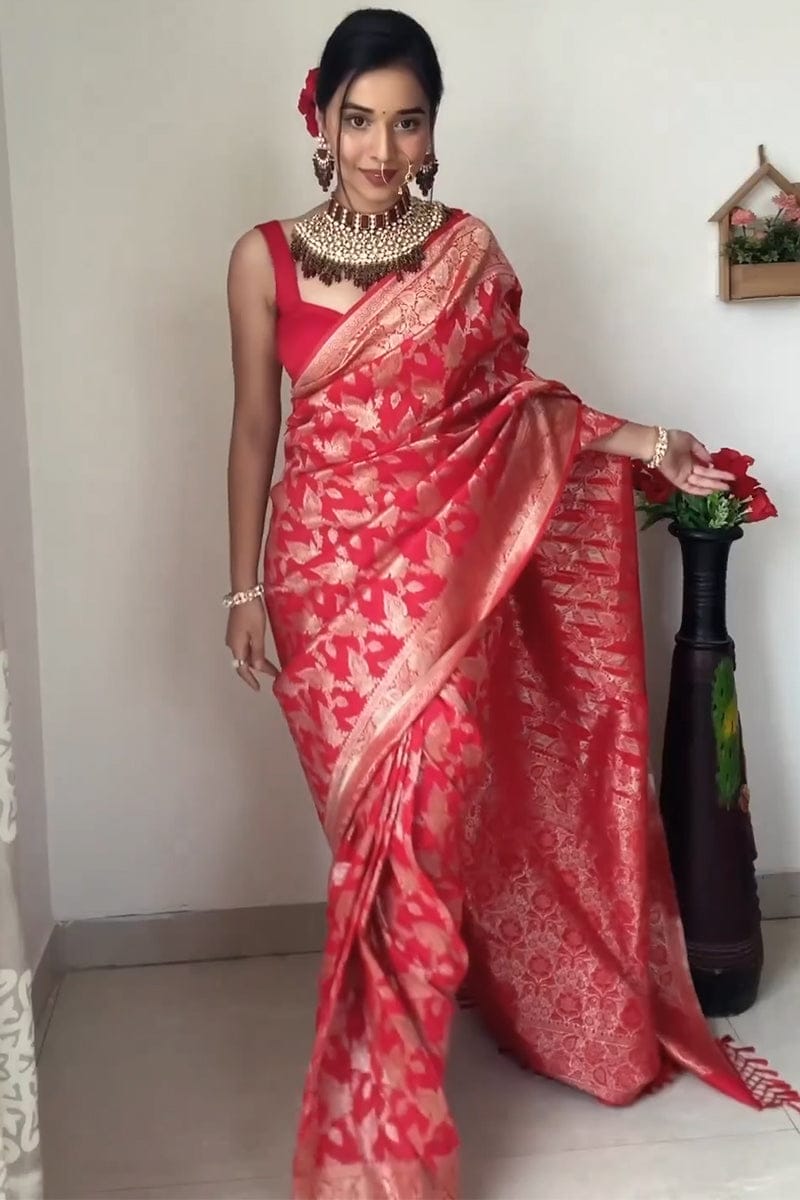 1 MIN READY TO WEAR SAREE IN SOFT LICHI SILK WITH BLOUSE