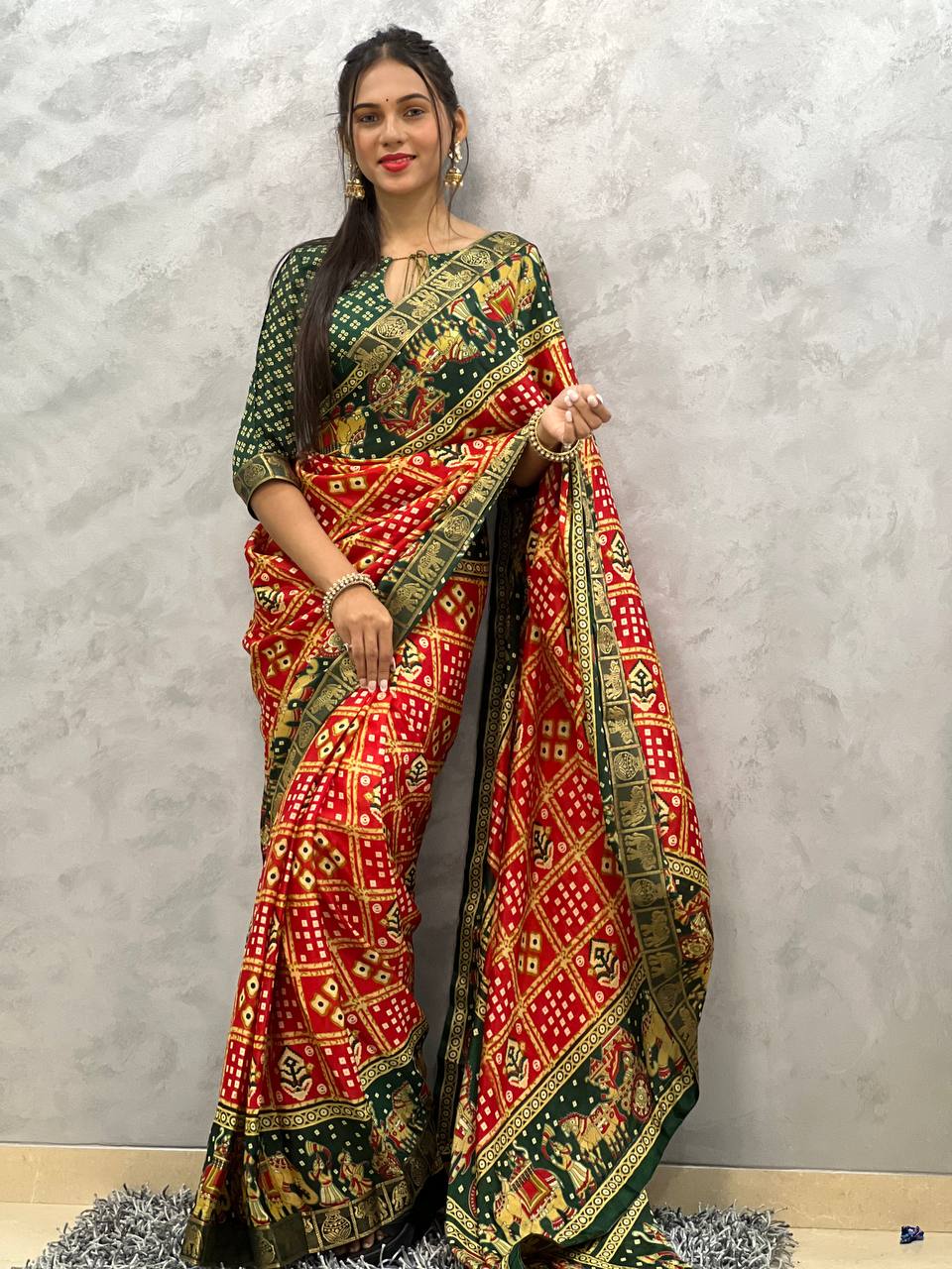 1-Min Ready To Wear Red Saree In Beautiful Rich Pallu