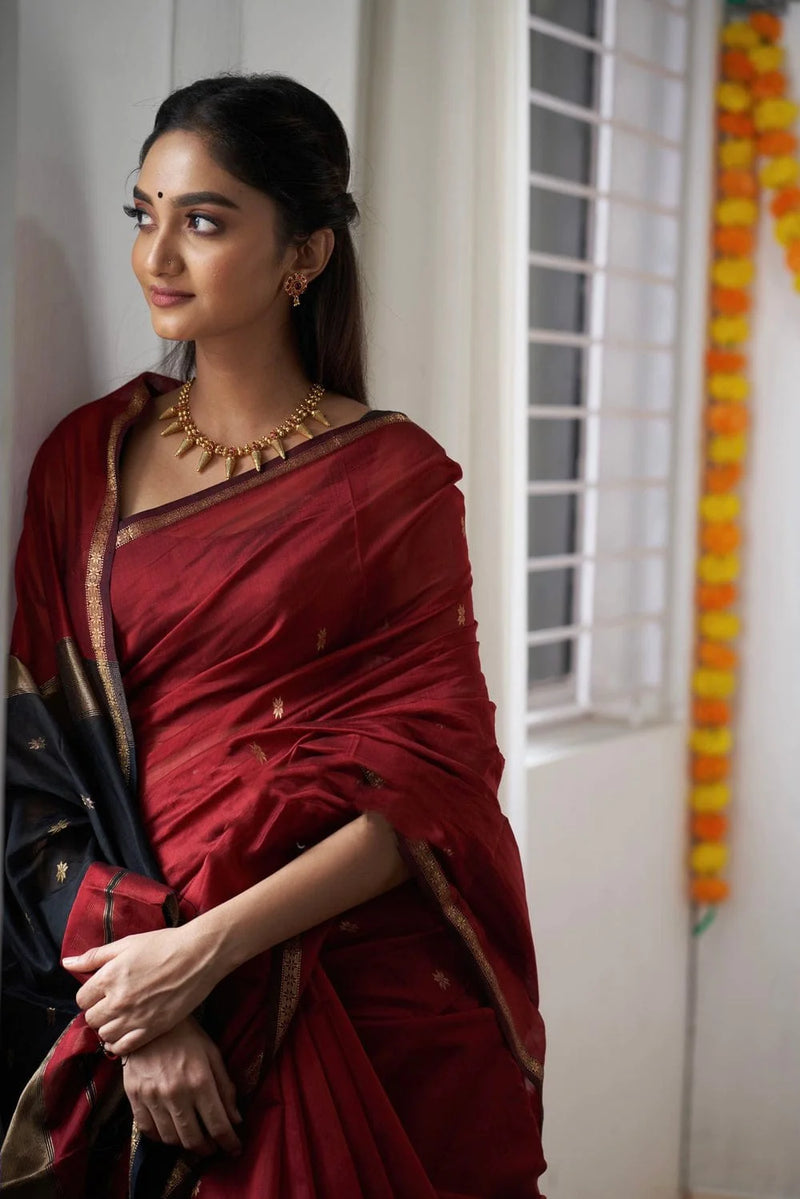 Stunning Red Cotton Silk Saree With Elegant Blouse Piece