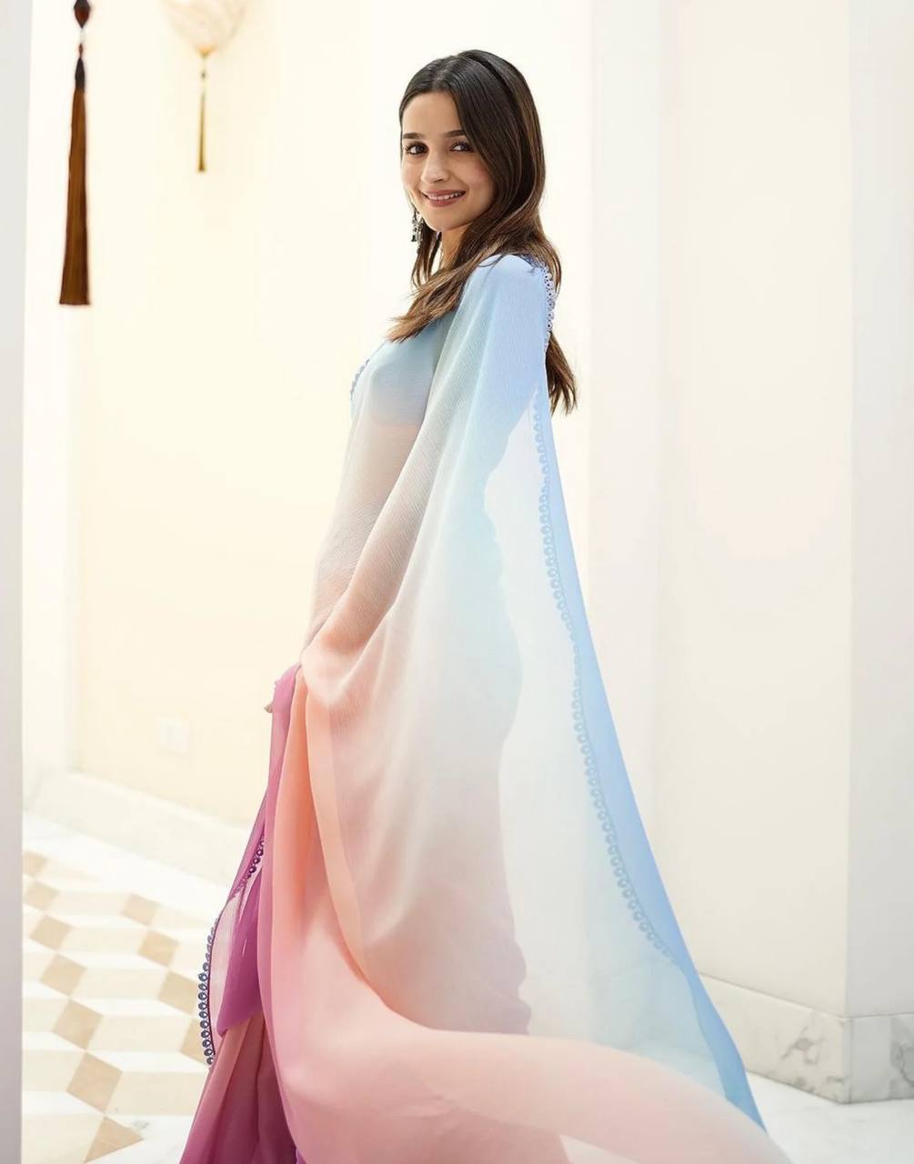 1 MIN READY TO WEAR SAREE BY ALIA BHATT WEAR IN GEORGETTE WITH BLOUSE