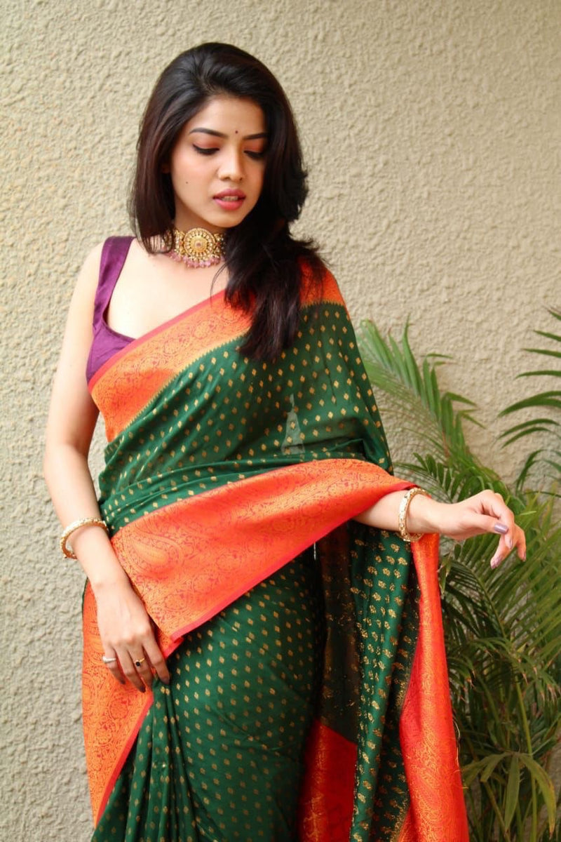 Dark Green Silk Saree For Wedding With Pattu Border